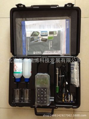 HI99181 微電腦酸度pH -溫度°C測定儀（皮膚、美容行業(yè)）